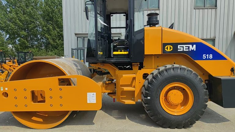 SEM 518 Soil Compactor
